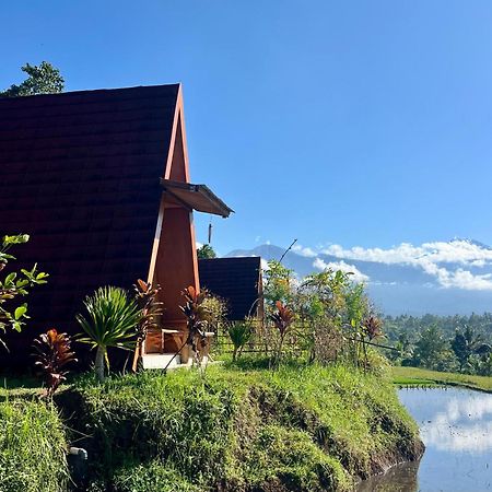 Muni'S Terrace Bungalow Kotaraja Luaran gambar