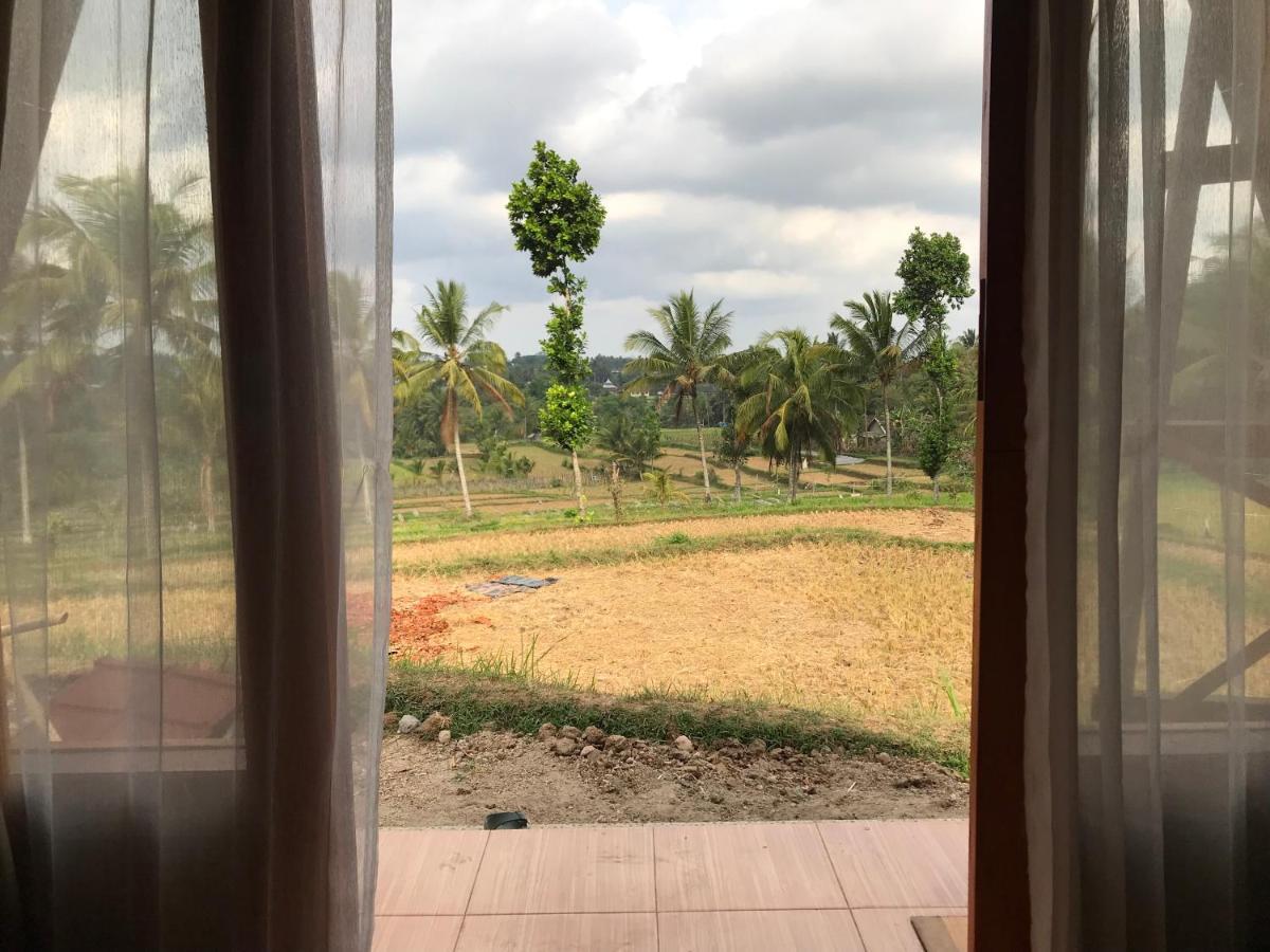 Muni'S Terrace Bungalow Kotaraja Luaran gambar